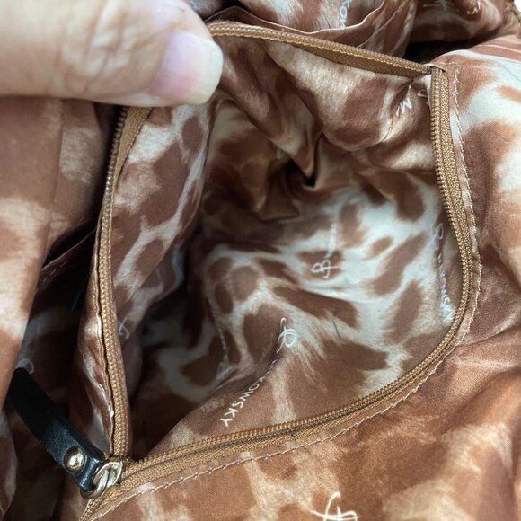 B. Makowsky Womans Black Leather Gold Ware Shoulder Handbag SKU 9423 - Picture 13 of 16